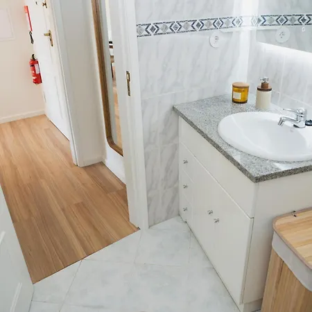 1 Min Walk From Metro And Trendiest Neighborhood Bonfim 아파트