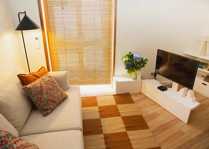 Apartman 1 Min Walk From Metro And Trendiest Neighborhood Bonfim