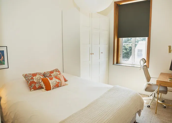 1 Min Walk From Metro And Trendiest Neighborhood Bonfim Lejlighed